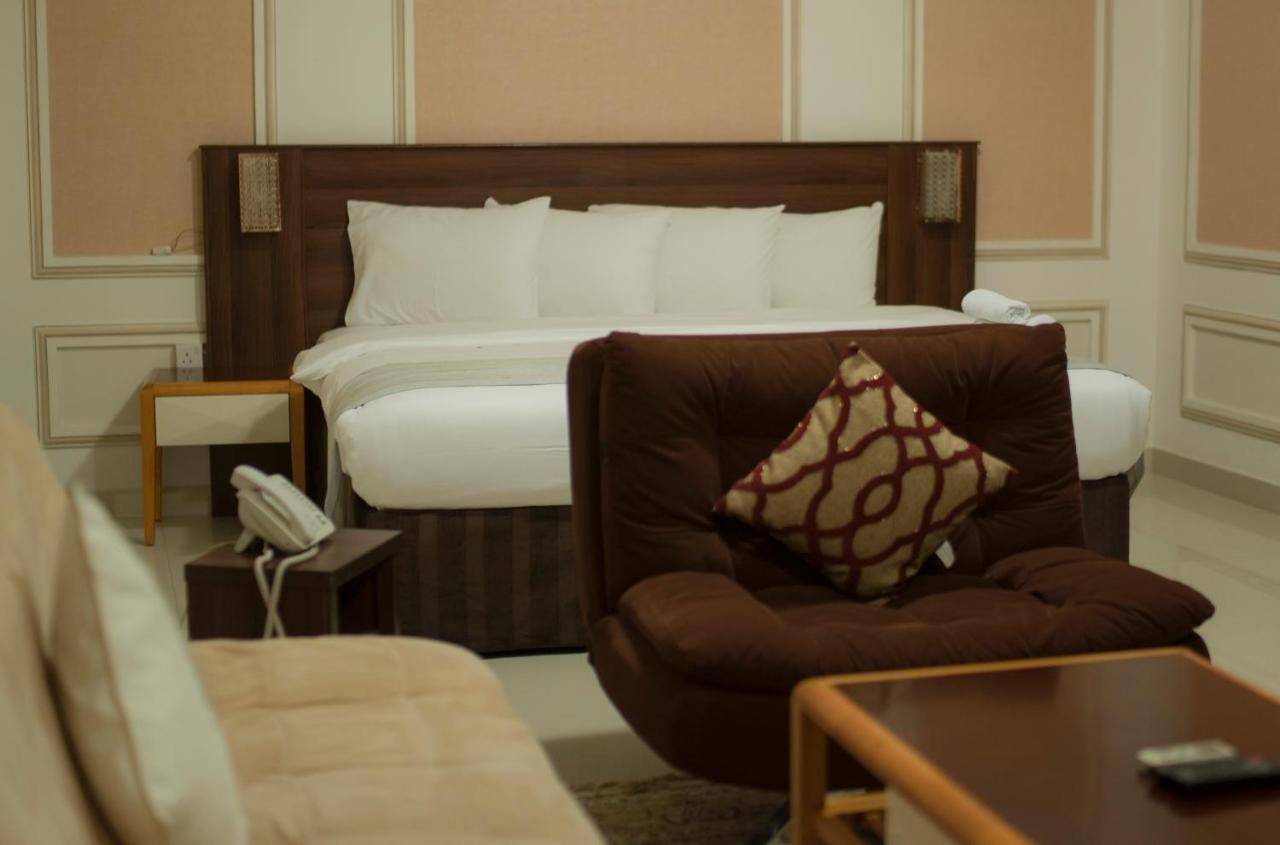 Al Ghubrah Plaza Hotel Maskat Zewnętrze zdjęcie