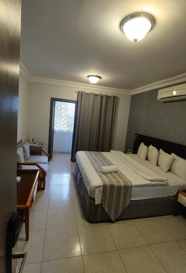 Al Ghubrah Plaza Hotel Maskat Zewnętrze zdjęcie